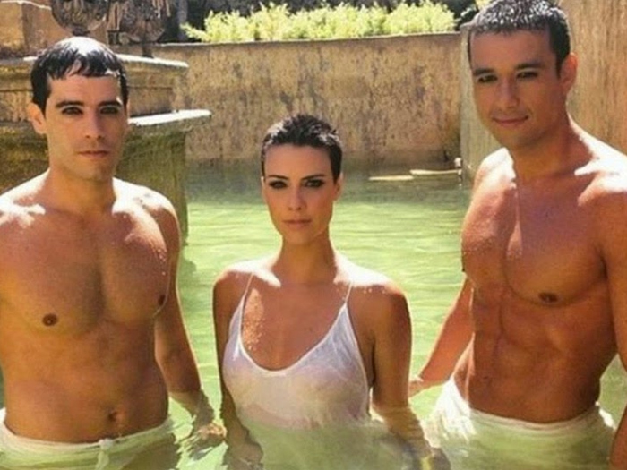<p>Em Os Dez Mandamentos, Moisés (Guilherme Winter) disputou a mesma mulher com Ramsés (Sergio Marone), de quem foi criado como irmão</p>