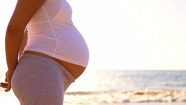 Seguir uma dieta equilibrada e praticar exercícios físicos durante a gravidez pode evitar doenças como o diabetes gestacional