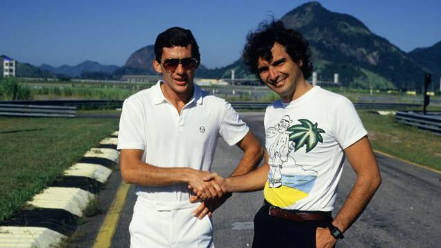 Ayrton Senna e Nelson Piquet no autódromo de Jacarepaguá em 1986 Ayrton Senna e Nelson Piquet no autódromo de Jacarepaguá em 1986