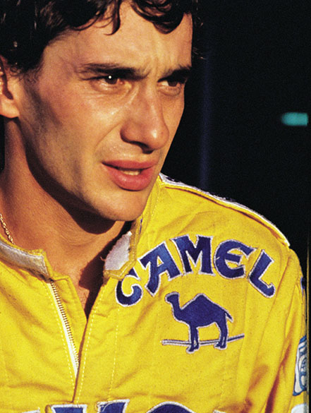 Ayrton Senna no GP de Mônaco em 1987: vitória a bordo de uma Lotus Ayrton Senna no GP de Mônaco em 1987: vitória a bordo de uma Lotus