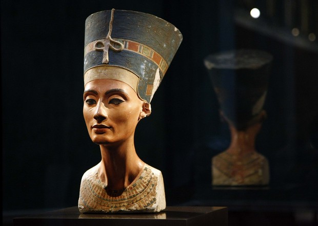 nefertiti-620-original.jpeg