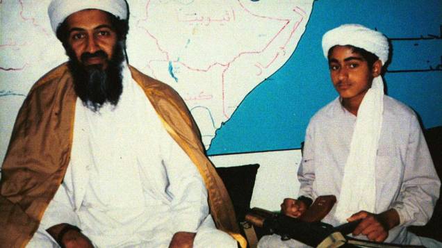 Osama bin Laden em esconderijo no Afeganistão Osama bin Laden em esconderijo no Afeganistão