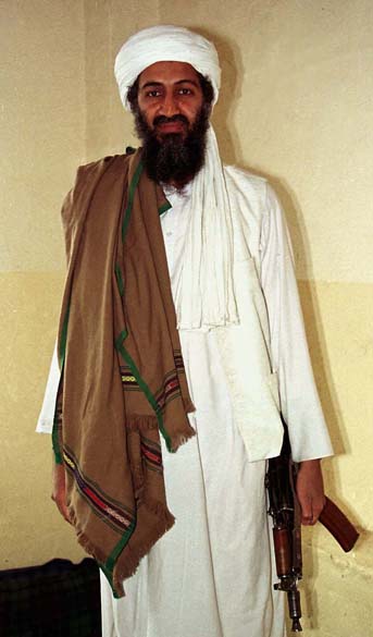 Osama Bin Laden em esconderijo no Afeganistão Osama Bin Laden em esconderijo no Afeganistão