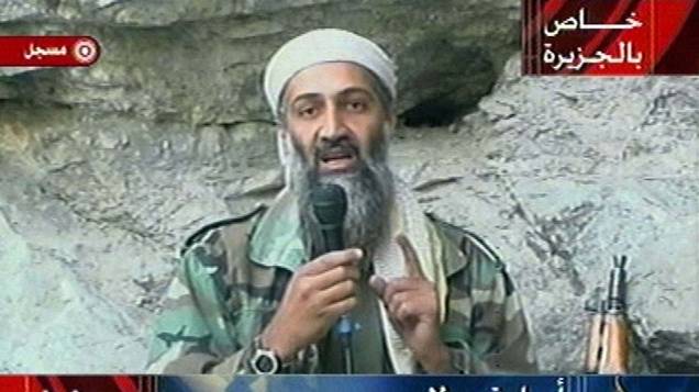 Osama bin Laden em pronunciamento na Al-Jazeera no dia 7 de outubro de 2001 Osama bin Laden em pronunciamento na Al-Jazeera no dia 7 de outubro de 2001