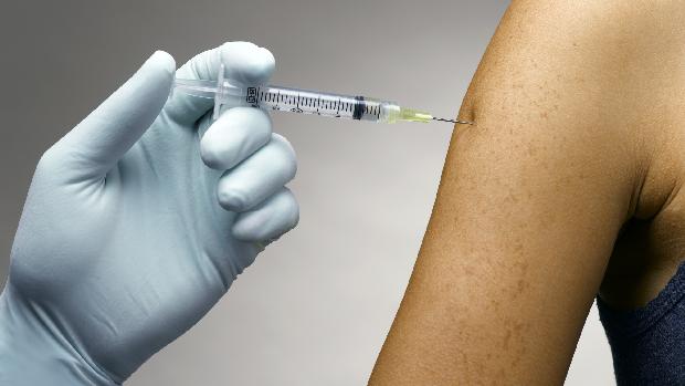 Além de ser eficaz para proteger 83% das mulheres contra novas infecções, a vacina também impede que 58% das mulheres que tiveram HPV sejam novamente infectadas