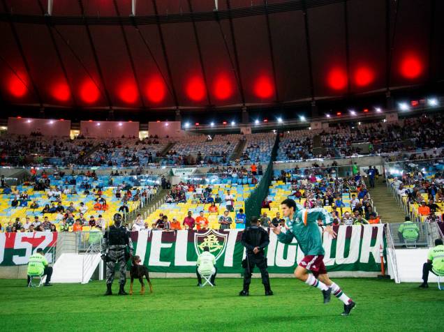 Um ano após a Copa do Mundo, Estádio do Maracanã recebe clássico entre Flamengo e Fluminense Um ano após a Copa do Mundo, Estádio do Maracanã recebe clássico entre Flamengo e Fluminense