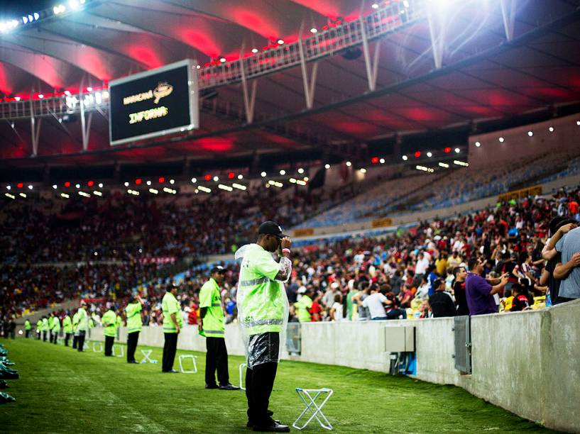 Um ano após a Copa do Mundo, Estádio do Maracanã recebe clássico entre Flamengo e Fluminense