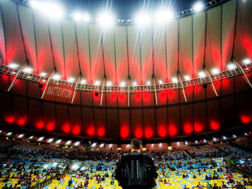 Um ano após a Copa do Mundo, Estádio do Maracanã recebe clássico entre Flamengo e Fluminense