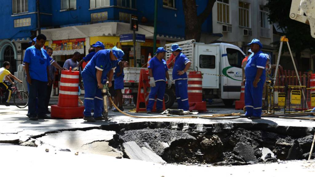 Greve contra a venda da Cedae no Rio