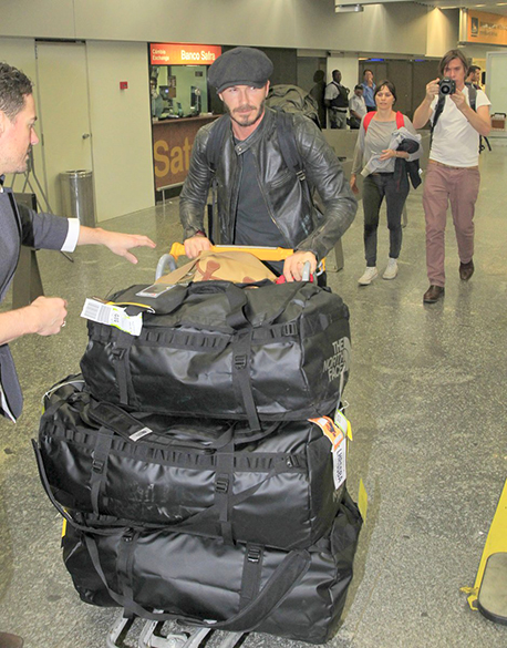 David Beckham chega ao Rio para desfile das campeãs