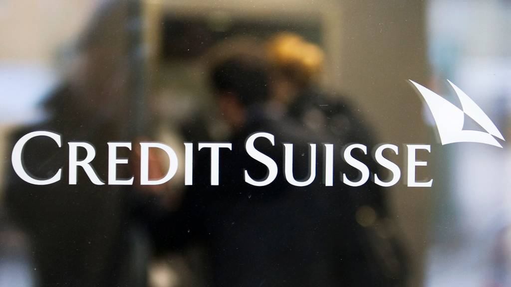 Ações do Credit Suisse sobem mais de 20% após aceno bilionário do BC suíço
