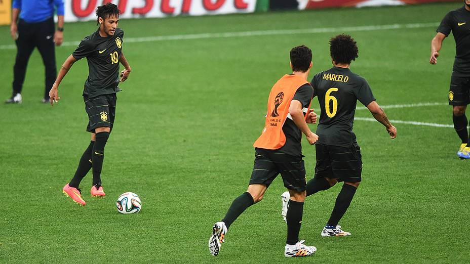 Treino da seleção brasileira antes do jogo contra a Croácia, em São Paulo