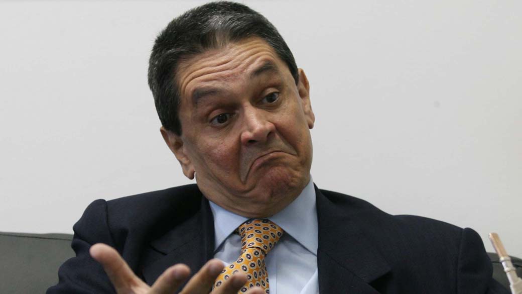 Roberto Jefferson na sede da presidência do PTB