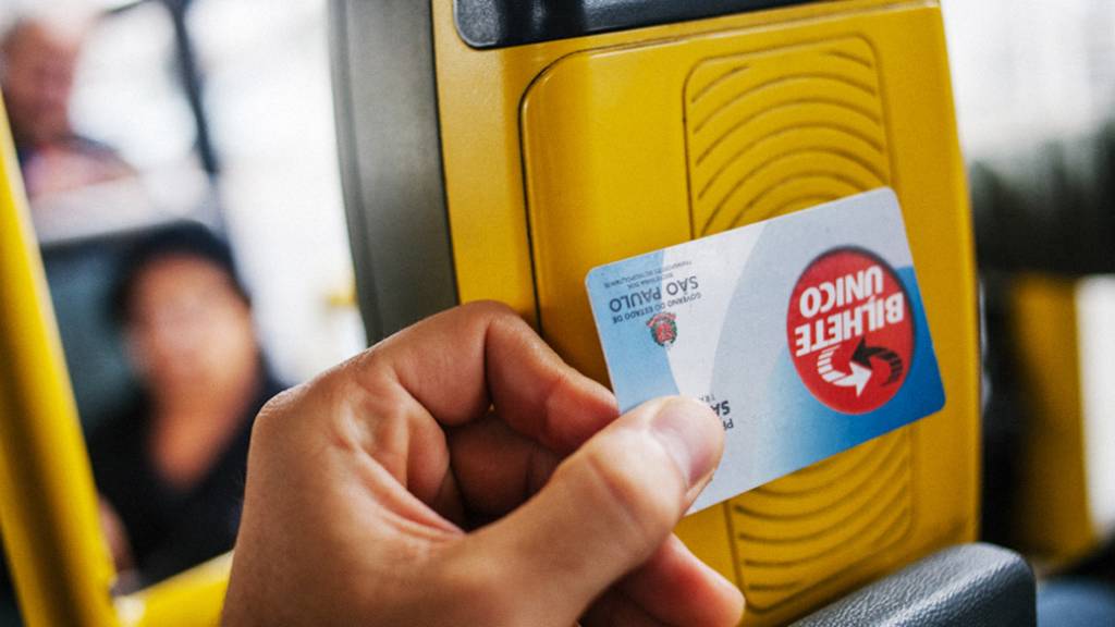 Justiça suspende aumento da tarifa de ônibus na cidade de São Paulo