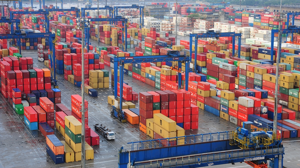 Terminal Santos Brasil no Porto de Santos