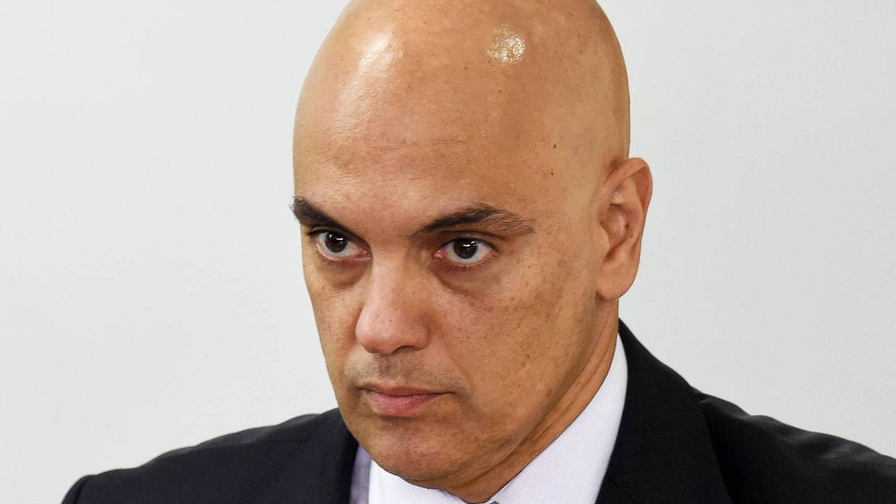 O Ministro da Justiça, Alexandre de Moraes, durante encontro com o presidente da República em exercício, Michel Temer, no Palácio do Planalto, em Brasília (DF) - 16/05/2016
