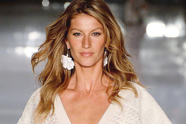 Brilho e confeito no SPFW 2015