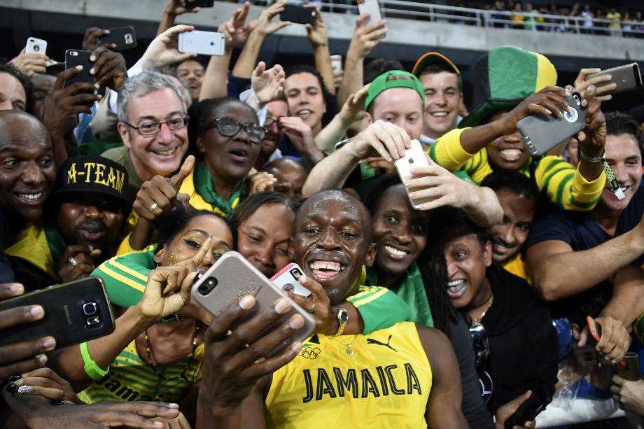 O jamaicano Usain Bolt conquista o tri olímpico nos 200m rasos nos jogos olímpicos Rio-2016