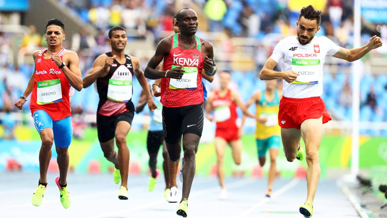 Primeira bateria dos 800m masculino no atletismo - 12/08/2016
