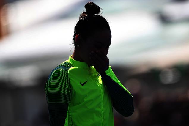 Nadadora brasileira Poliana Okimoto conquista medalha de bronze na prova da maratona aquática, na praia de Copacabana, Rio de Janeiro Nadadora brasileira Poliana Okimoto conquista medalha de bronze na prova da maratona aquática, na praia de Copacabana, Rio de Janeiro