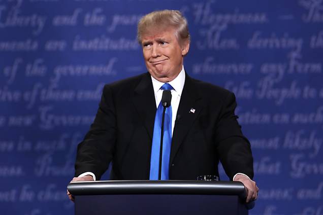 O republicano candidato à Presidência dos Estados Unidos, Donald Trump, durante debate em Nova York O republicano candidato à Presidência dos Estados Unidos, Donald Trump, durante debate em Nova York