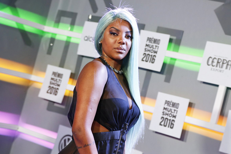 A cantora Ludmilla chega ao Prêmio Multishow 2016, realizado no Rio de Janeiro (RJ)