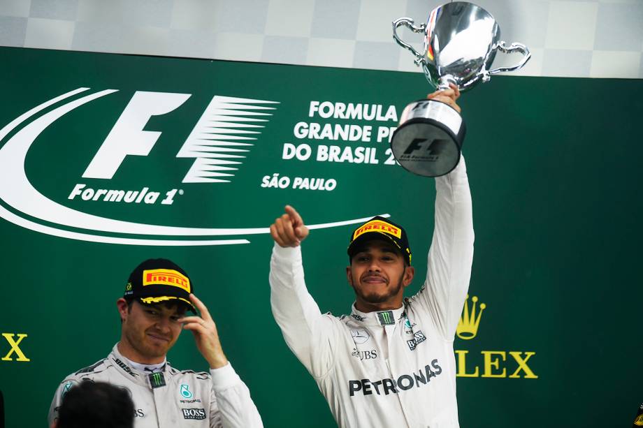 O piloto britânico Lewis Hamilton vence o Grande Prêmio do Brasil de Fórmula 1, realizado no Autódromo de Interlagos - 13/11/2016