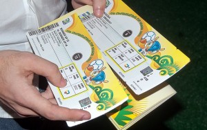 CGU quer saber para quem a Apex deu os ingressos