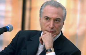 Temer: luta por poder