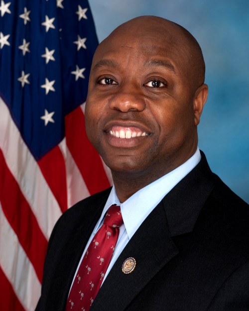 Tim_Scott,_official_portrait,_112th_Congress_crop