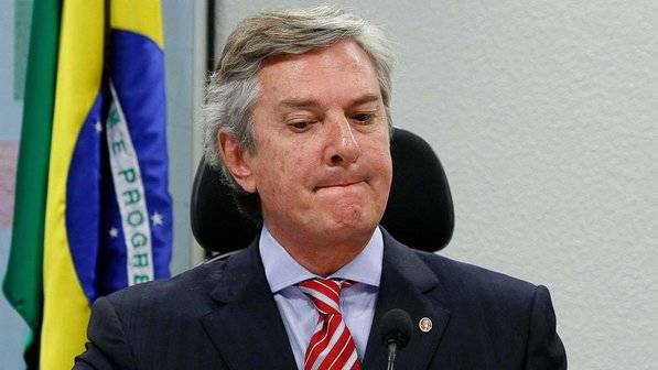 Briga de milhões: como a Globo tenta se livrar da TV de Collor em Alagoas
