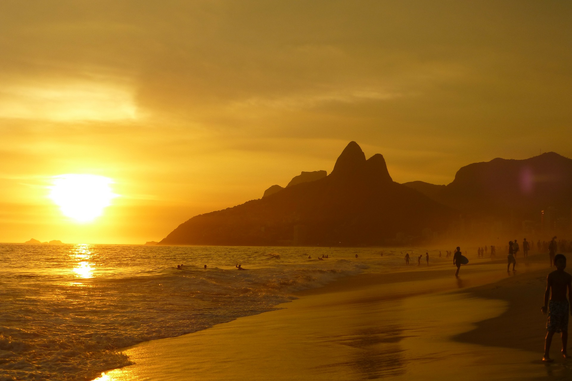 Quer viajar no Ano Novo? Prepare o bolso…