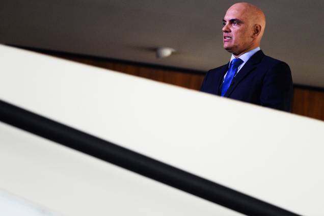 O Ministro da Justiça, Alexandre de Moraes, concede entrevista coletiva no Palácio do Planalto, em Brasília (DF), após reunião com ministros para discutir o Plano Nacional de Segurança - 05/01/2017 O Ministro da Justiça, Alexandre de Moraes, concede entrevista coletiva no Palácio do Planalto, em Brasília (DF), após reunião com ministros para discutir o Plano Nacional de Segurança - 05/01/2017