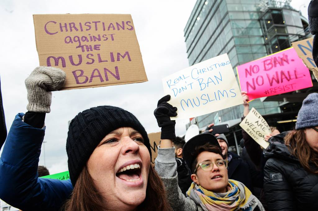 Suprema Corte libera parcialmente decreto anti-imigração de Trump