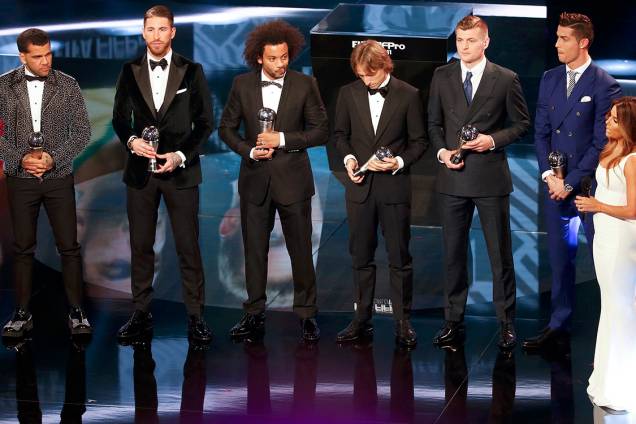 Os jogadores Daniel Alves, Sérgio Ramos, Marcelo, Luka Modric, Toni Kroos e Cristiano Ronaldo, durante o o Prêmio de Melhor do Mundo da Fifa, na Suíça Os jogadores Daniel Alves, Sérgio Ramos, Marcelo, Luka Modric, Toni Kroos e Cristiano Ronaldo, durante o o Prêmio de Melhor do Mundo da Fifa, na Suíça