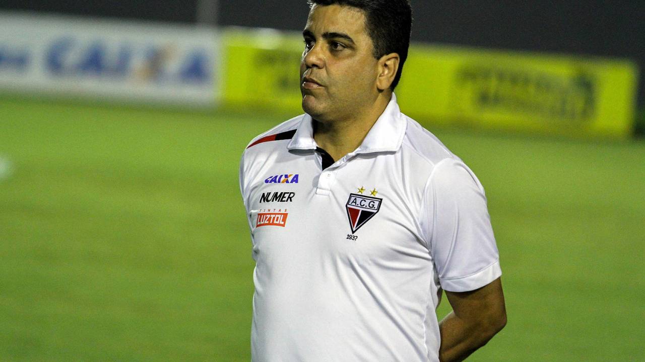 Técnico Marcelo Cabo do Atlético-GO