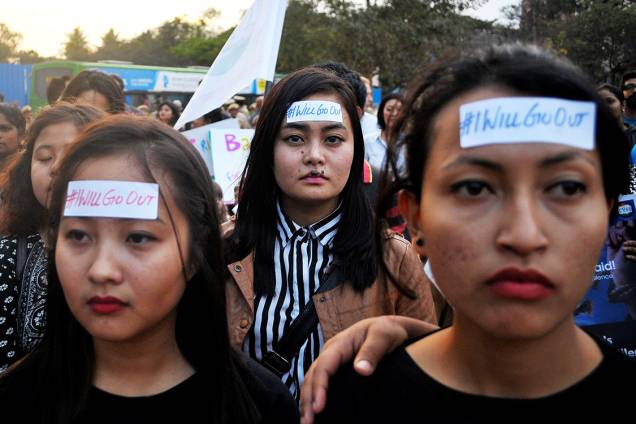 Mulheres participam de protesto por direitos civis em solidariedade à Marcha das Mulheres de Washington, na cidade de Bengaluru, Índia Mulheres participam de protesto por direitos civis em solidariedade à Marcha das Mulheres de Washington, na cidade de Bengaluru, Índia