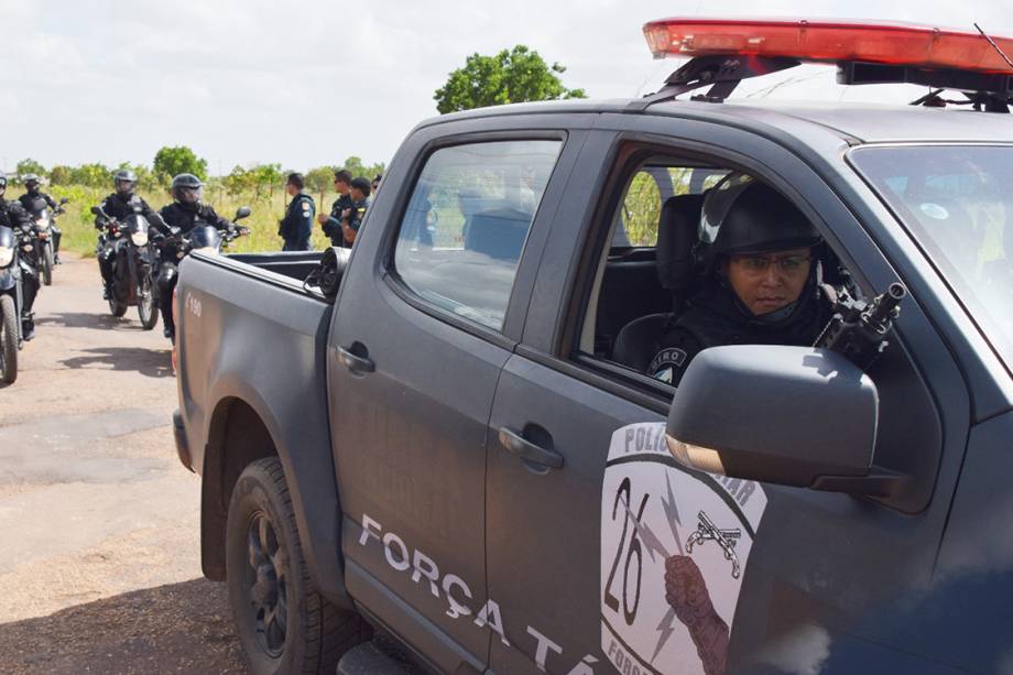 Força Tarefa chega na Penitenciária Agrícola de Monte Cristo, em Boa Vista, Roraima, para conter rebelião