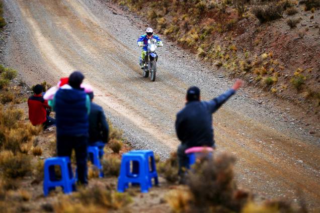O piloto espanhol Oscar Romero durante o quinto dia do Rali Dakar 2017, entre as cidades bolivianas de Tupiza e Oruro - 06/01/2017 O piloto espanhol Oscar Romero durante o quinto dia do Rali Dakar 2017, entre as cidades bolivianas de Tupiza e Oruro - 06/01/2017