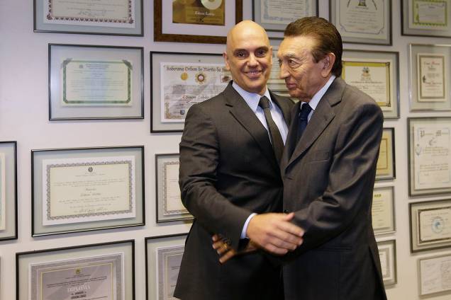 Indicado a vaga no STF e licenciado no cargo de ministro da Justiça, Alexandre de Moraes visita o senador Edison Lobão em seu gabinete em Brasília, DF - 09/02/2017 Indicado a vaga no STF e licenciado no cargo de ministro da Justiça, Alexandre de Moraes visita o senador Edison Lobão em seu gabinete em Brasília, DF - 09/02/2017