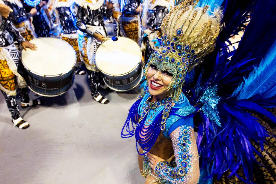 Desfile da escola de samba Acadêmicos do Tatuapé, no Sambódromo do Anhembi, em São Paulo (SP) - 25/02/2017