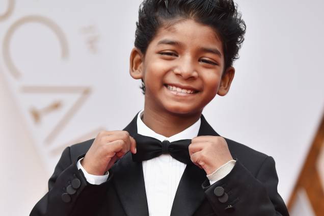 O ator mirim Sunny Pawar do filme 'Lion' chega para a cerimônia de premiação do Oscar em Hollywood - 26/02/2017 O ator mirim Sunny Pawar do filme 'Lion' chega para a cerimônia de premiação do Oscar em Hollywood - 26/02/2017