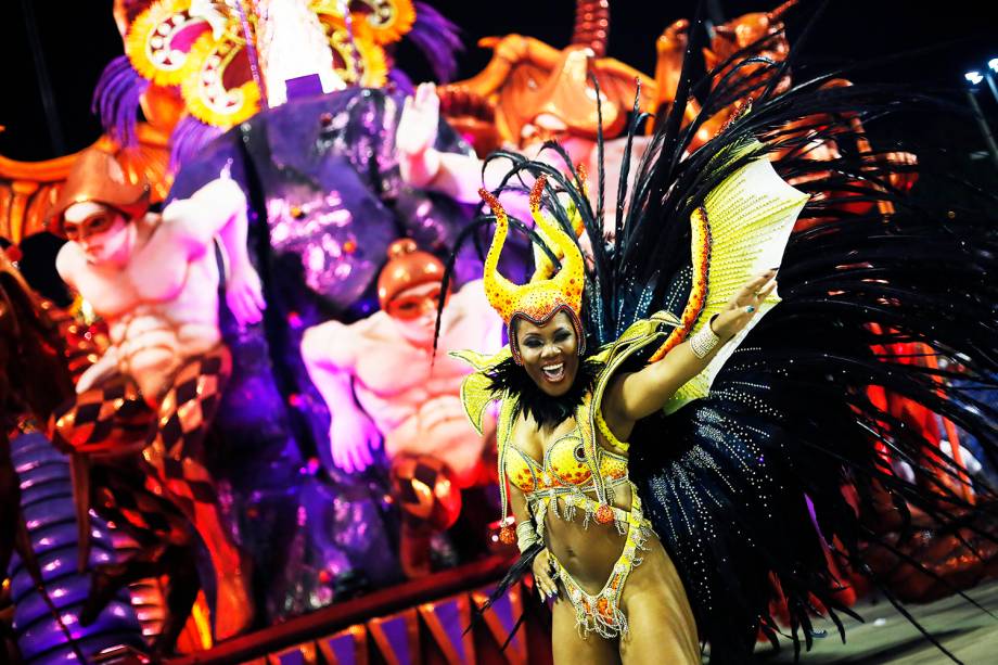 Desfile da escola de samba Acadêmicos do Salgueiro, no Sambódromo da Marquês de Sapucaí, no Rio de Janeiro (RJ) - 27/02/2017