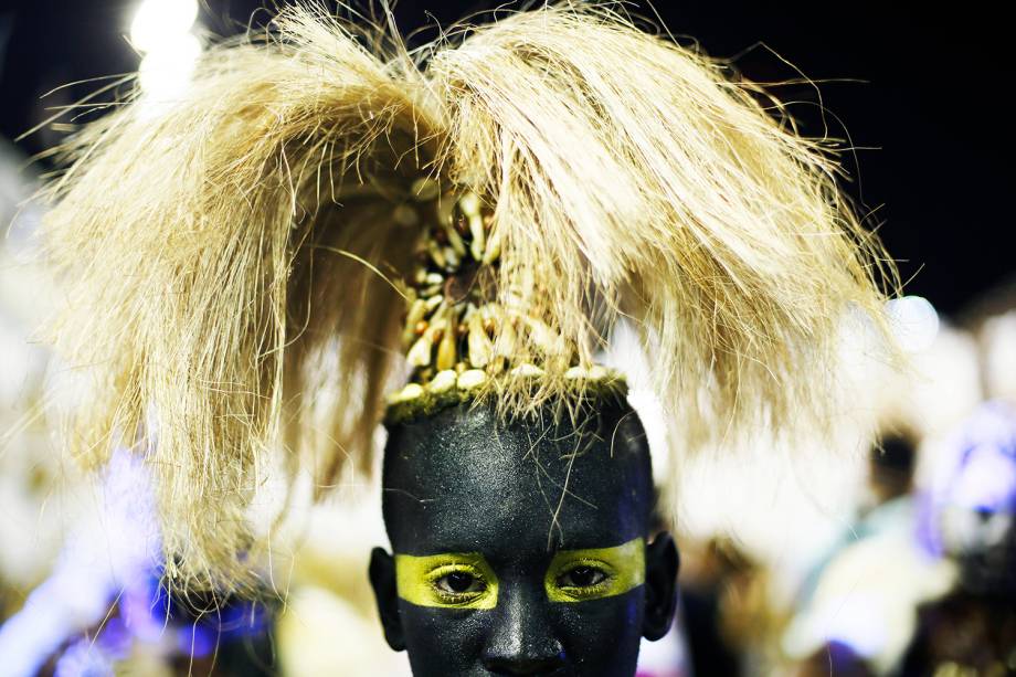 Desfile da escola de samba União da Ilha do Governador, no Sambódromo da Marquês de Sapucaí, no Rio de Janeiro (RJ) - 27/02/2017