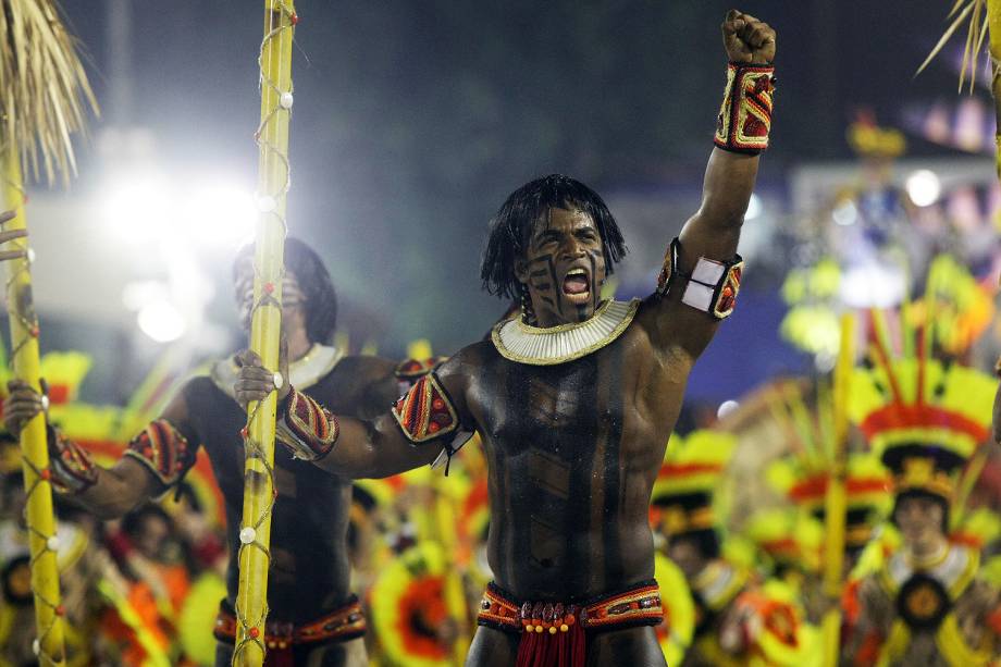 Com o enredo ' Xingu – o clamor que vem da floresta', a escola de samba Imperatriz Leopoldinense desfila no Sambódromo da Marquês de Sapucaí, no Rio de Janeiro (RJ) - 27/02/2017