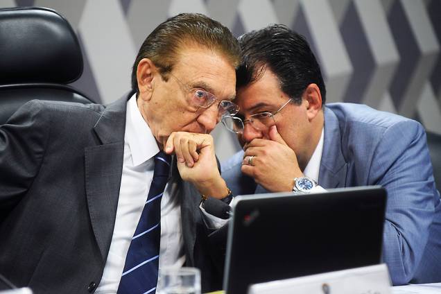 Edison Lobão, presidente da Comissão de Constituição, Justiça e Cidadania (CCJ), e o relator Eduardo Braga na sabatina de Alexandre de Moraes, indicado pelo presidente Michel Temer para o cargo de ministro do Supremo Tribunal Federal (STF) Edison Lobão, presidente da Comissão de Constituição, Justiça e Cidadania (CCJ), e o relator Eduardo Braga na sabatina de Alexandre de Moraes, indicado pelo presidente Michel Temer para o cargo de ministro do Supremo Tribunal Federal (STF)