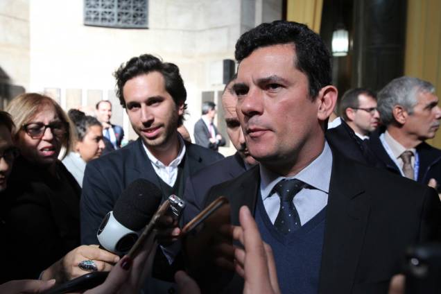 O juiz Sérgio Moro é alvo de protestos durante evento na Universidade Columbia, em Nova York O juiz Sérgio Moro é alvo de protestos durante evento na Universidade Columbia, em Nova York