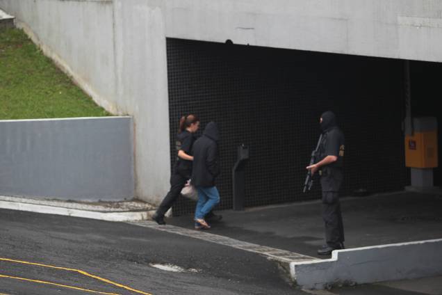 Movimentação na sede da Policia Federal no Paraná na manha durante a operação Carme Fraca - 17/03/2017 Movimentação na sede da Policia Federal no Paraná na manha durante a operação Carme Fraca - 17/03/2017