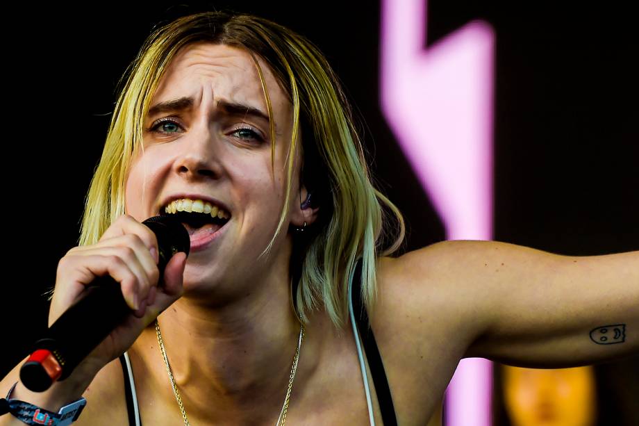 MØ se apresenta no segundo dia do Lollapalooza 2017, no autódromo de Interlagos