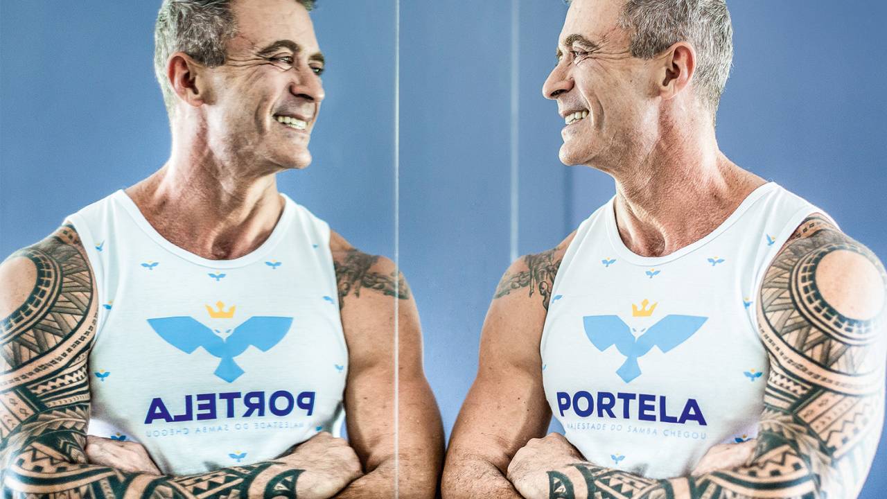 RINDO À TOA - Barros, o herói da Portela: depois de se desdobrar por mais um título, ele arruma as malas para ir à Disney